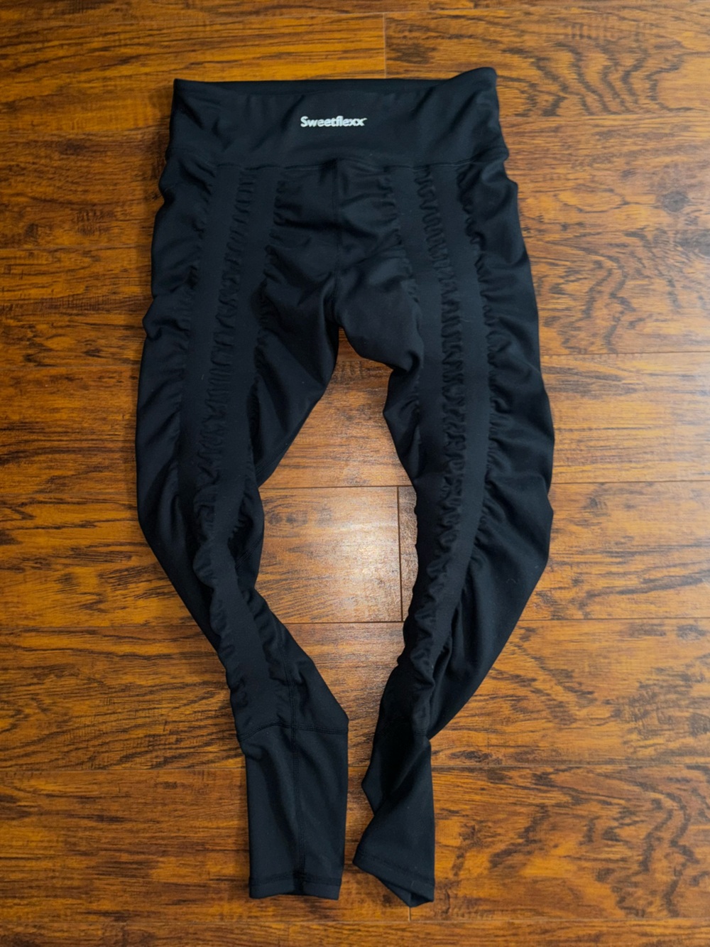 Sweetflexx Ruched Black Leggings Scalloped Resistance Compression Yoga Pants